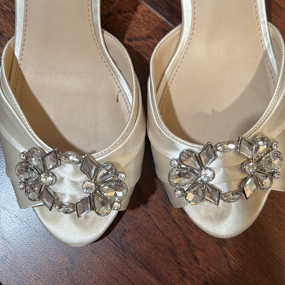 Nina Charisa Open-Toe Heel - Picture 5 of 6